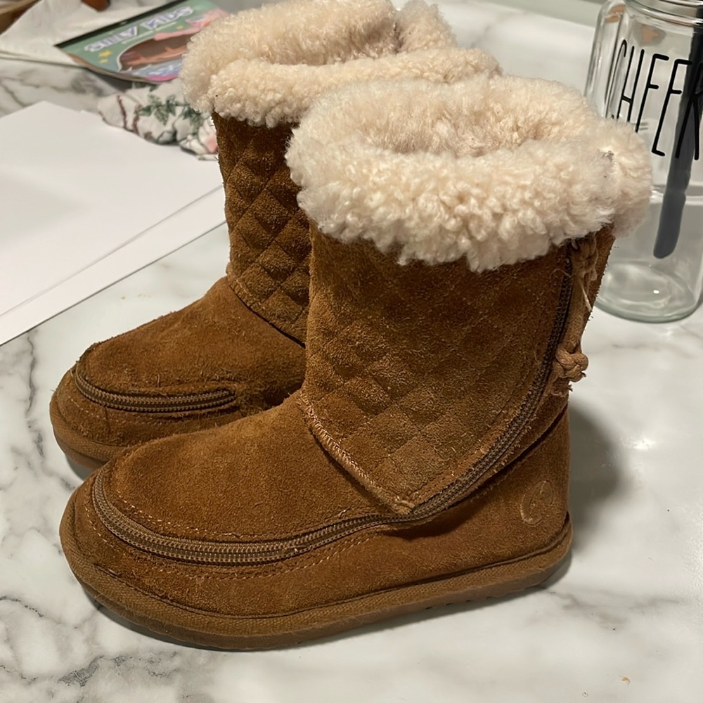 Billy Zip-Around Cozy Quilt Lux Boots in Chestnut size 11M